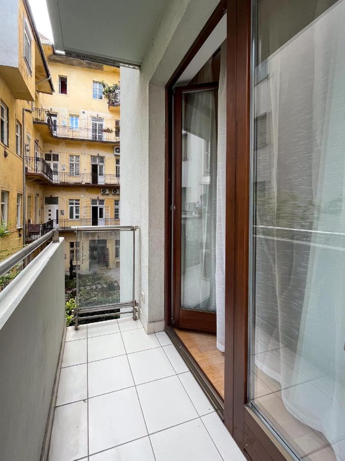 Urban Oasis With Free Parking Apartment Budapest Exterior photo